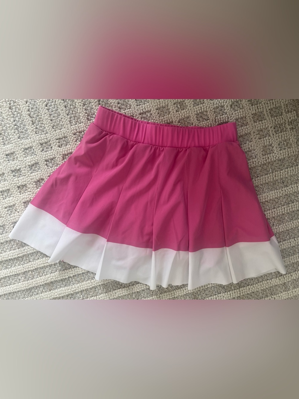 Varley Pink and White Pleated Tennis Skirt small